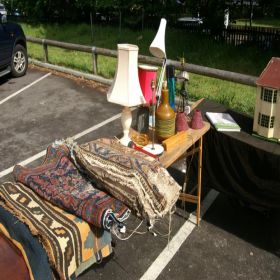 carboot_110508_18.jpg